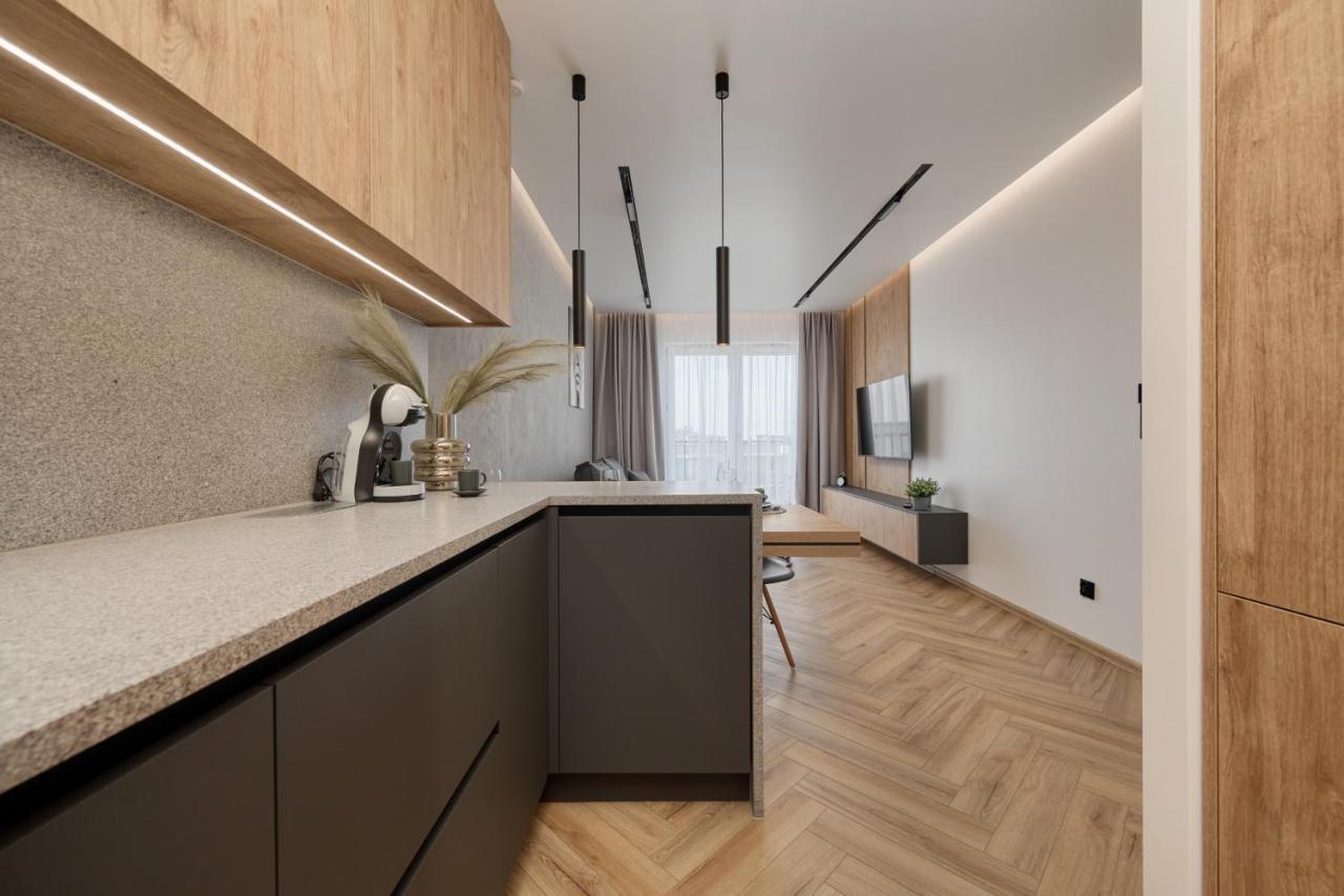 Exclusive Apartment With Balcony & Parking Wroclaw By Renters Prestige Exterior foto